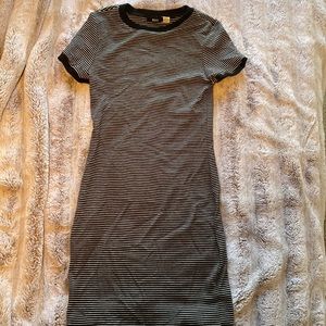 Bodycon black and white striped BDG dress in medium like new